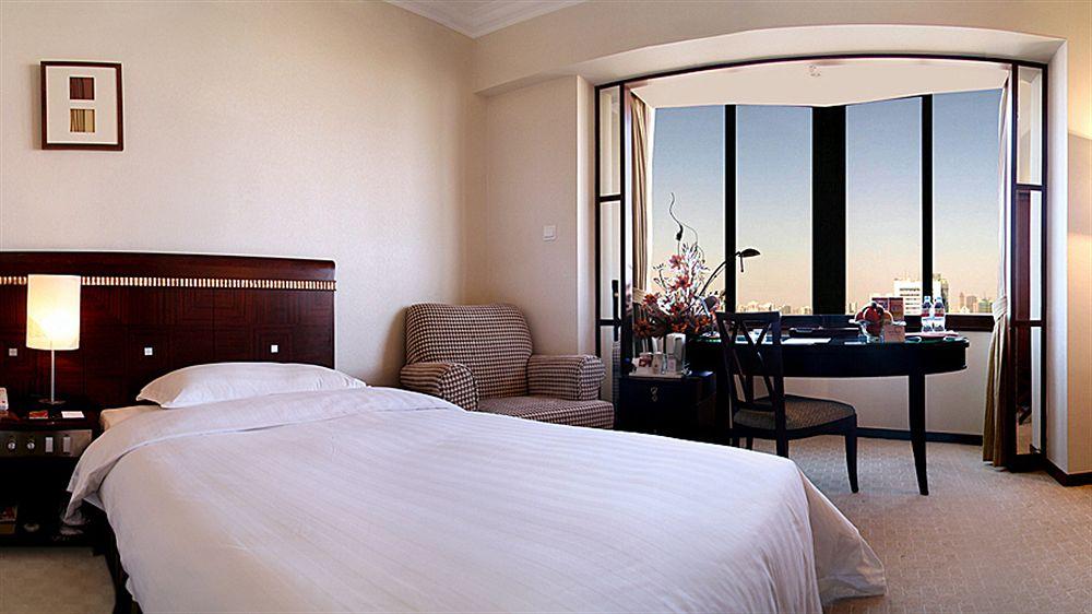 Rosedale Hotel&Suites Canton Esterno foto