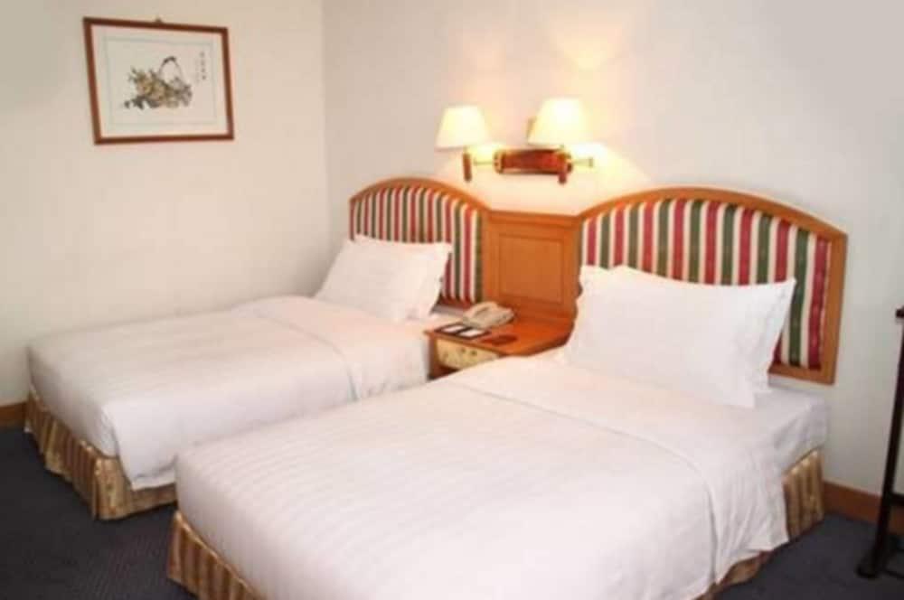 Rosedale Hotel&Suites Canton Esterno foto