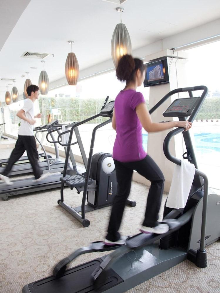 Rosedale Hotel&Suites Canton Esterno foto