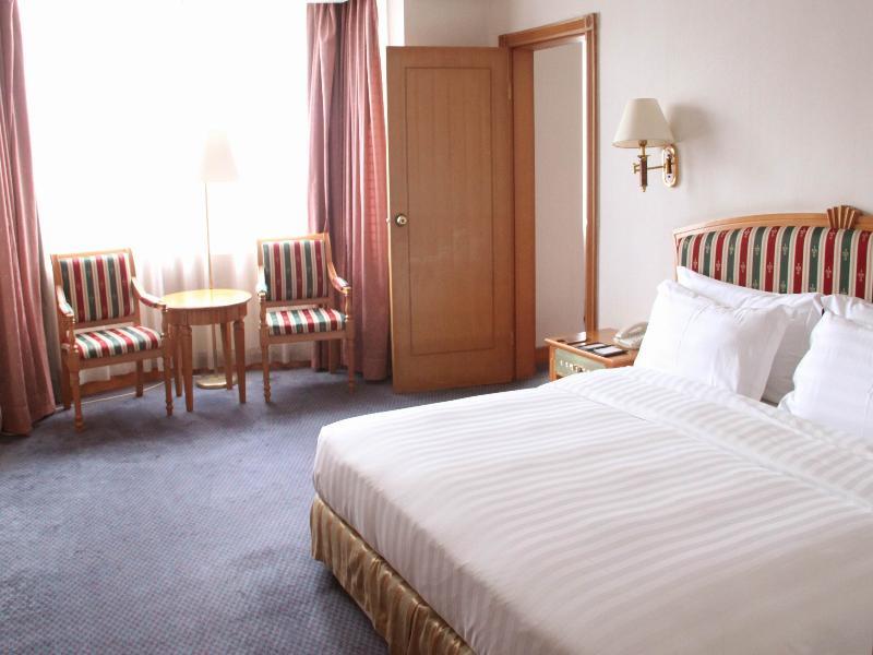 Rosedale Hotel&Suites Canton Esterno foto