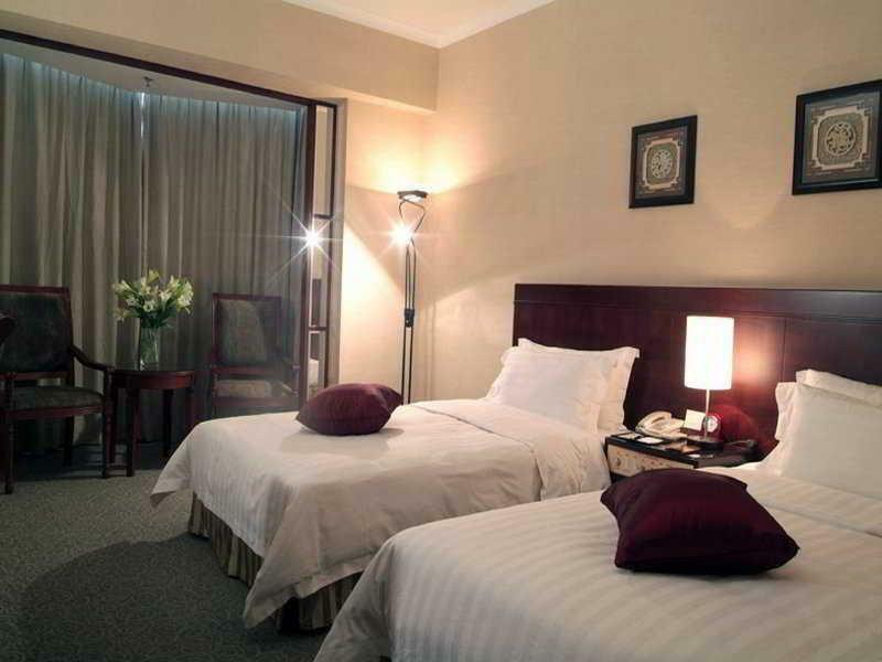 Rosedale Hotel&Suites Canton Esterno foto
